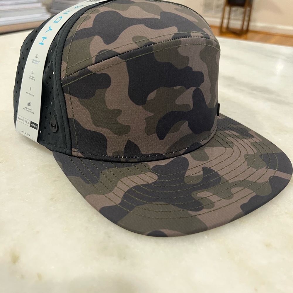 Melin Hydro Trenches Icon XL OCMO Hat - Brand New w/Tags  - 60cm Extra Large